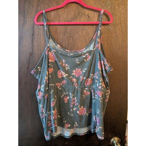Maurices 3x Gray Floral Tank Top - Picture 3 of 6